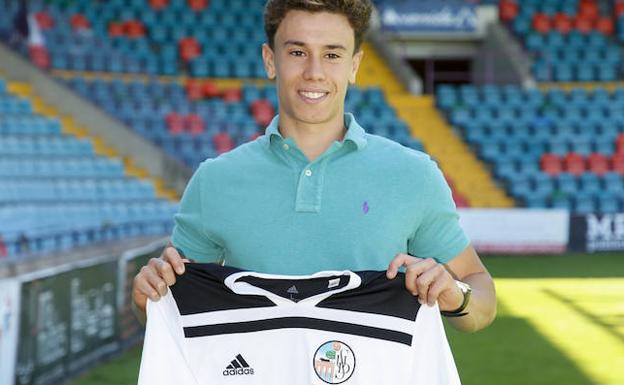 Júnior, del Salamanca CF UDS, convocado con la República Dominicana ante Isla Cayman