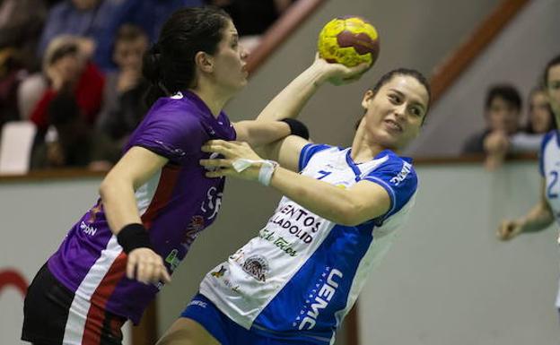Eli Cesáreo, con las Guerreras