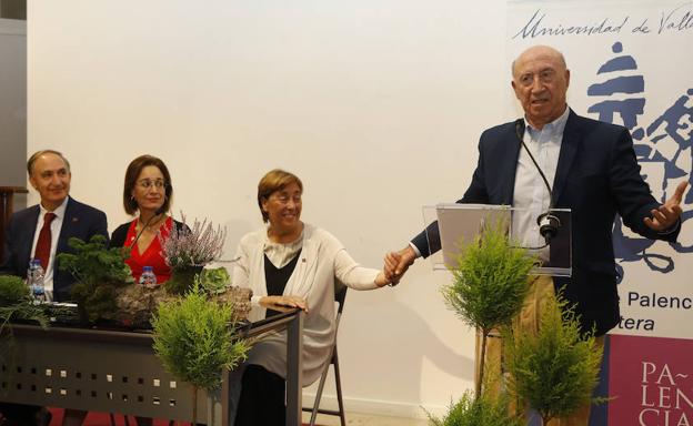 Peridis solicita que «el talento no emigre» durante la inauguración del curso de la UVa en Palencia