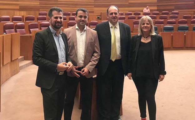 Los socialistas piden el cese del director general de FP por el caso de Cuéllar