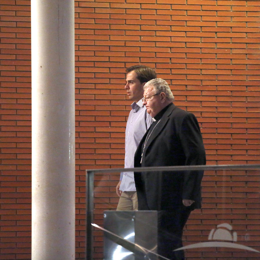 Consternación por la muerte de David Vazquez en el Tanatorio de Palencia