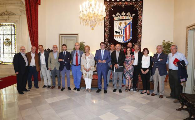 Ángel Aguado y Servando Cano, ganadores de los Premios de Novela y Poesía Ciudad de Salamanca