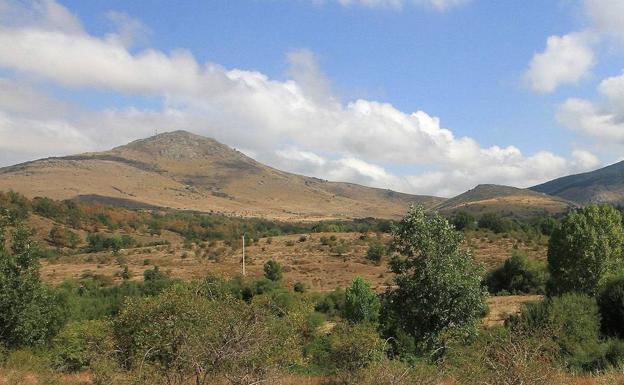 La Granja despide consternada al joven fallecido al dispararse su escopeta mientras cazaba