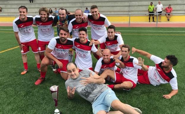 Mozárbez, campeón de la Supercopa de Futormes
