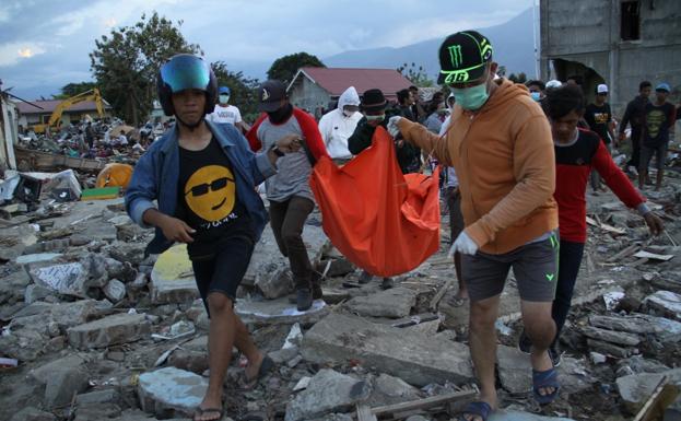 Palu, «zona cero» del tsunami de Indonesia