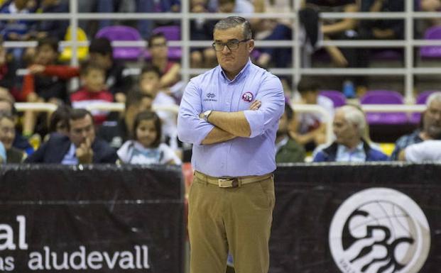 Paco García: «Tenemos que agarrar victorias porque nos espera un octubre muy complicado»