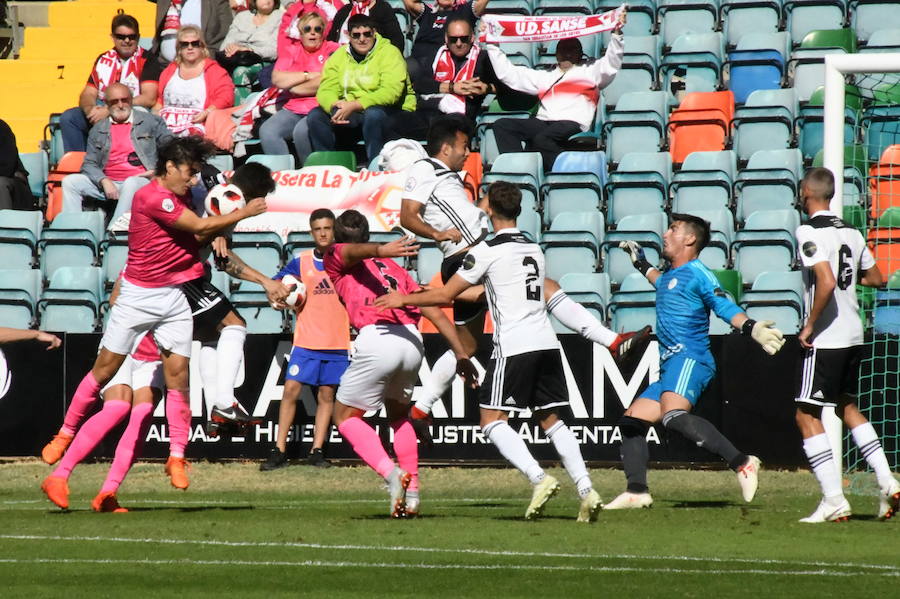 El Salamanca CF UDS no levanta cabeza ni sin Campos (0-3) y con Antonio Calderón ya en la grada