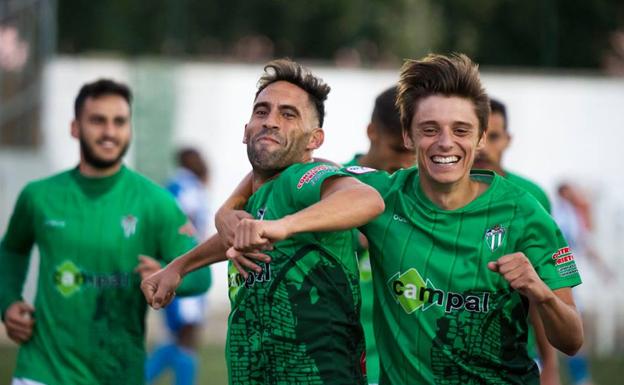 El mejor Guijuelo de siempre en el Municipal se pone tercero tras ganar al Fabril por la mínima (1-0)