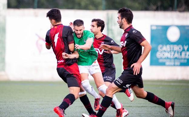 El CD Guijuelo defiende el 'play-off' y puede lograr su mejor inicio en casa