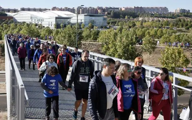 Más de 2.100 personas se suman a la caminata solidaria del Banco de Alimentos en Valladolid