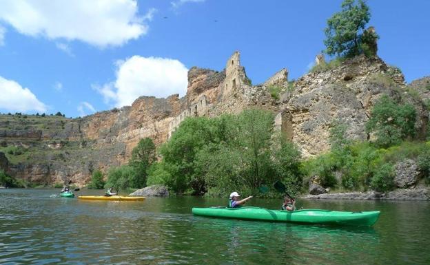 Alertan a los ayuntamientos de las viviendas de turismo rural ilegales