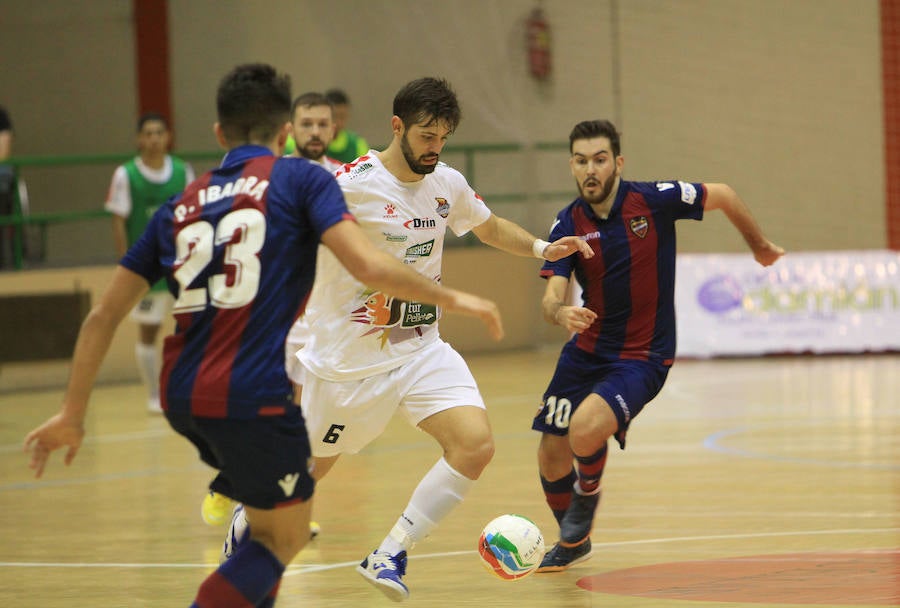 Mejor versión y mismo resultado para el Naturpellet Segovia (2-4)