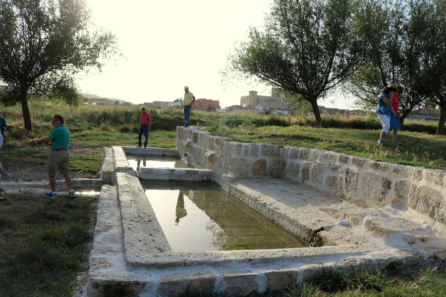 Fuentes de Valdepero recupera los pilones con una acertada rehabilitación