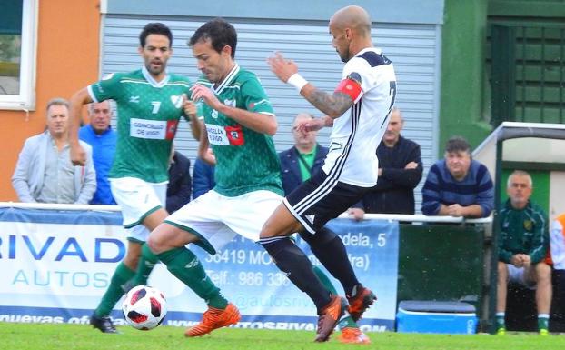 Un punto ante el Coruxo en medio de la tempestad institucional para el Salamanca CF UDS (1-1)