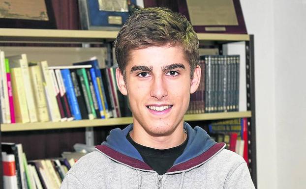 Álvaro Acítores: «Con las matemáticas no hay que rendirse, la base es practicar»