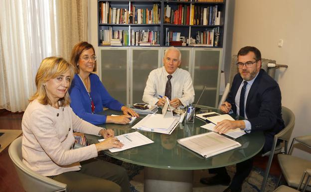 La Diputación de Palencia y la Junta coordinan informaciones sobre la sanidad rural