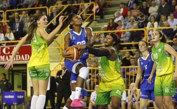 Un Avenida sin fisuras se lleva por delante al CB Al-Qázeres en su estreno liguero en casa (79-52)