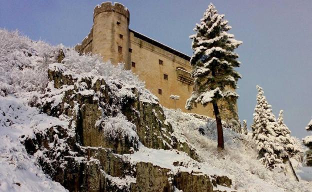 Puebla de Sanabria y Ayllón, candidatos a una Navidad 'Ferrero'