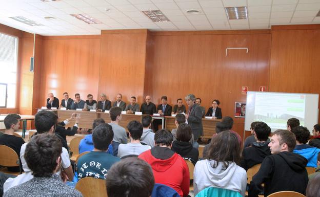 La Universidad de Valladolid impartió el curso pasado 11 másteres con entre 1 y 3 alumnos