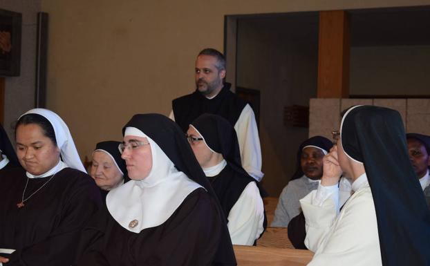 Los religiosos de clausura de Palencia debaten sobre su papel en la Iglesia