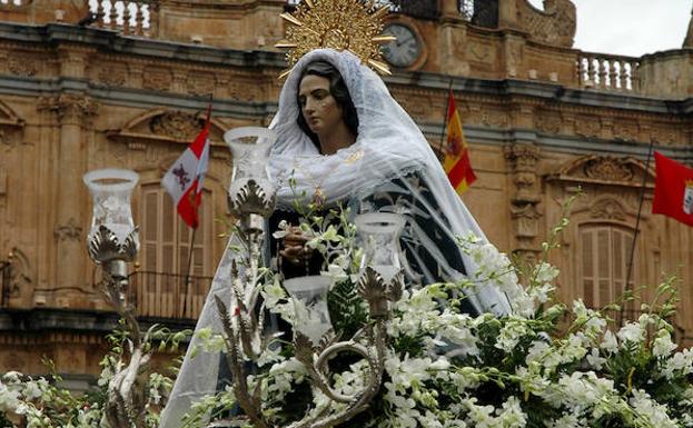 Nuestra Señora de la Soledad saldrá este domingo en procesión extraordinaria
