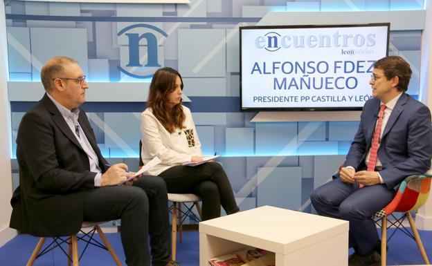 Mañueco: «Una de las personas que está en todos los mentideros políticos para la alcaldía de Valladolid es Pilar del Olmo»