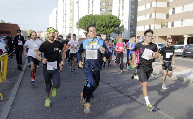 El Liceo Francés recauda en una marcha 4.475 euros, que repartirá entre las ONG de Laguna