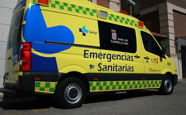 Herido el conductor de un camión al volcar en Villarramiel