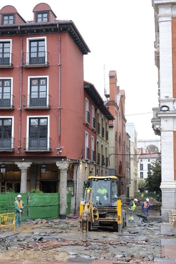 Obras de los nuevos accesos al aparcamiento subterráneo de la Plaza Mayor