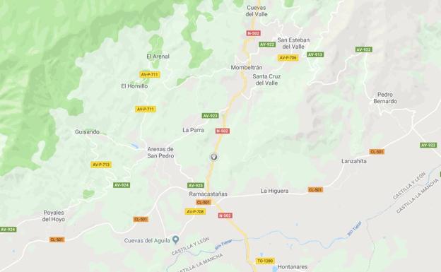 Cuatro heridos tras la colisión entre dos turismos en Arenas de San Pedro (Ávila)