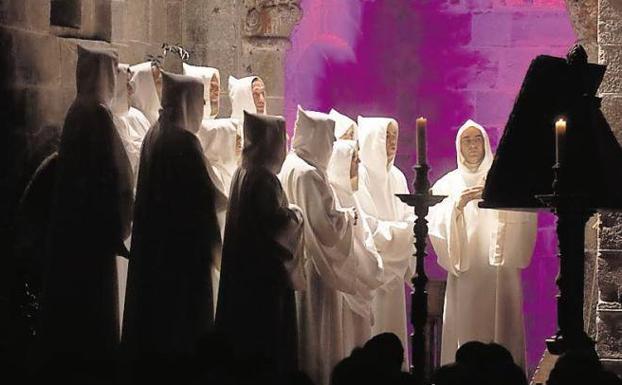 Schola Antiqua canta los oficios de difuntos medievales en la Catedral