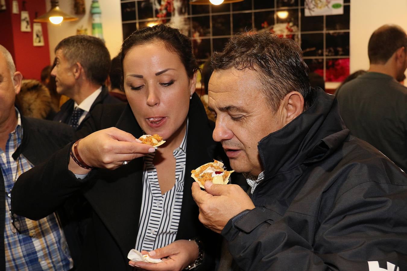 Degustación de la tapa ganadora del Concurso Nacional de Pinchos en el restaurante La Teja