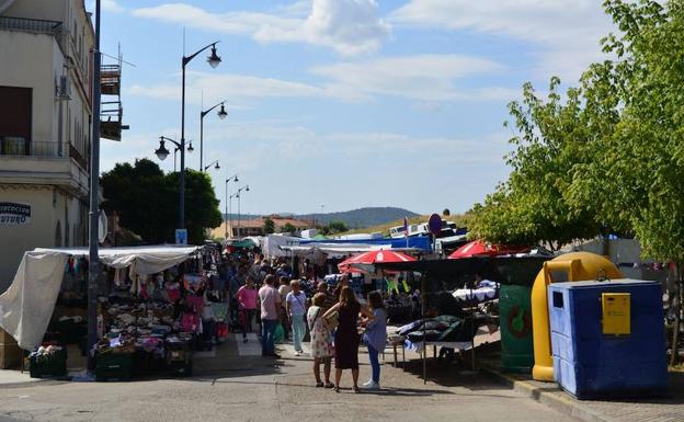 Ciudadanos busca la fórmula para conseguir el cambio del mercadillo de Ciudad Rodrigo