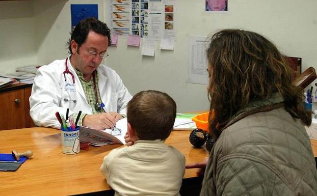 Más de 200 aspirantes a pediatría en Castilla y León se han examinado en Ávila