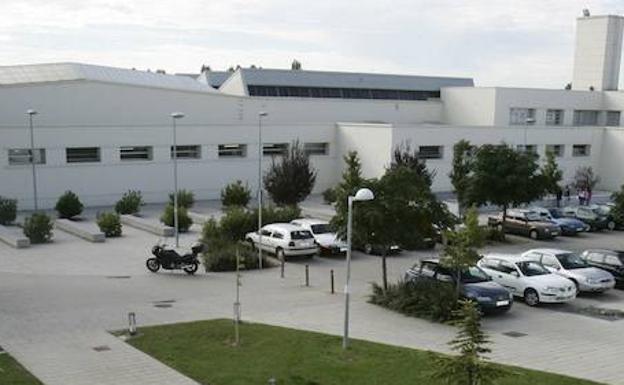 El Campus de Palencia organiza una cata de vinos a beneficio de la ONG CRIS contra el cáncer