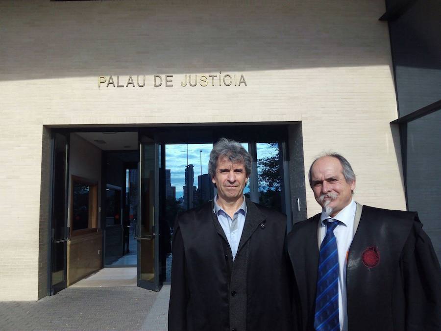 La Audiencia de Alicante absuelve al abogado Gabriel Ruiz de un delito de injurias a funcionarios