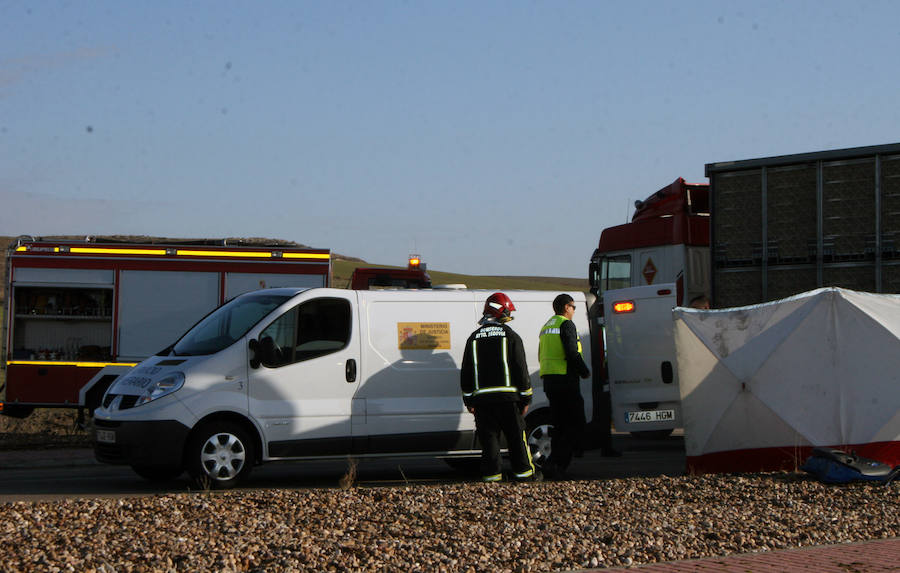 Un muerto y tres heridos en un accidente en Cuéllar