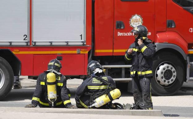 Bomberos de la Diputación de Valladolid reclaman poder acudir a accidentes fuera de la provincia