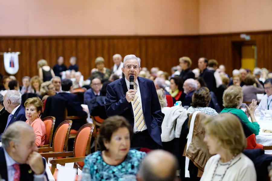 Multitudinaria cena de cientos de capistas llegados de toda España a Salamanca