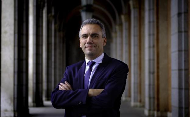 «La opinión pública debe saber que rescatar una autopista no es cosa barata»