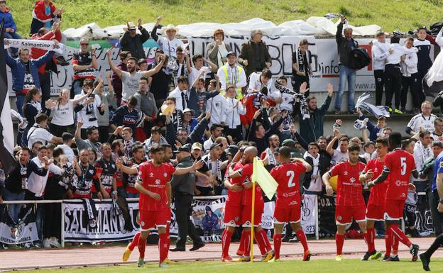 El Salamanca CF saca este miércoles a la venta las entradas para el derbi del domingo