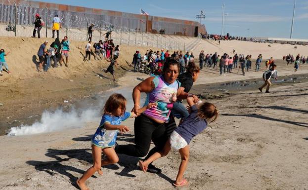 México deportará a unos 500 inmigrantes que trataron de entrar en EE UU «de forma violenta»