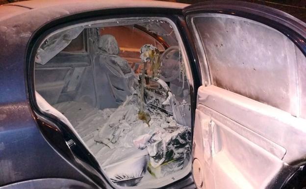 Detenido y posteriormente puesto en libertad por el incendio en el interior del vehículo de un familiar