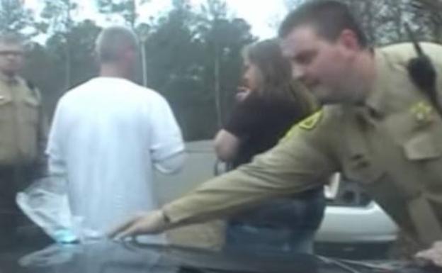 Pasa tres meses en la cárcel porque la policía pensó que su algodón de azúcar era droga