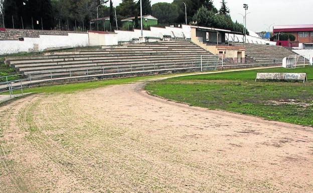 El PSOE quiere que el presupuesto de Cuéllar incluya nuevas pistas de atletismo