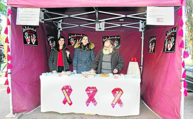 Los afectados de VIH recuerdan a los jóvenes «que no se relajen tanto»