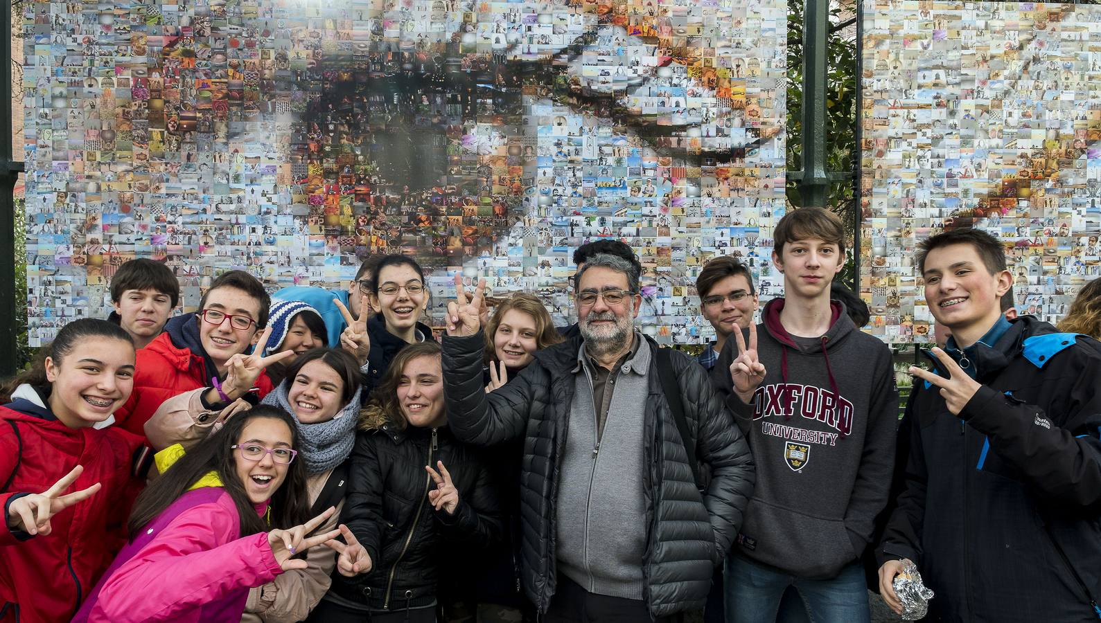 Inauguración del mural 'Fotografiar un sueño' de Joan Fontcuberta en la Casa Cevantes