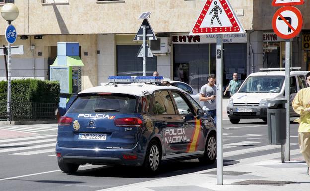 Dos detenidos por estafa en la compraventa de teléfonos móviles