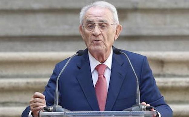Sánchez Terán aboga por una Constitución que se adapte a los «cambios»