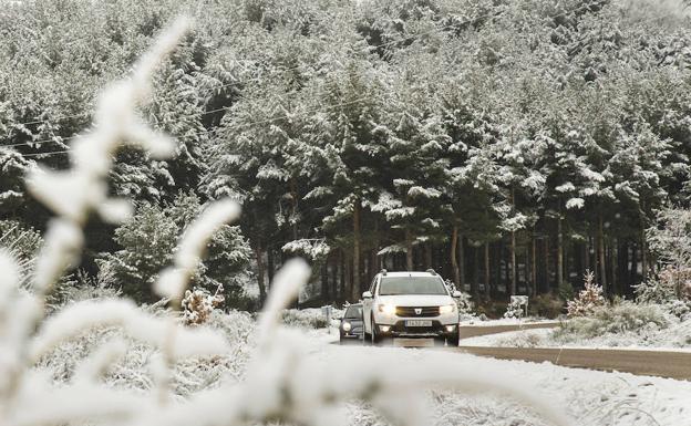 La DGT activa la alerta temporal por hielo y nieve en Candelario